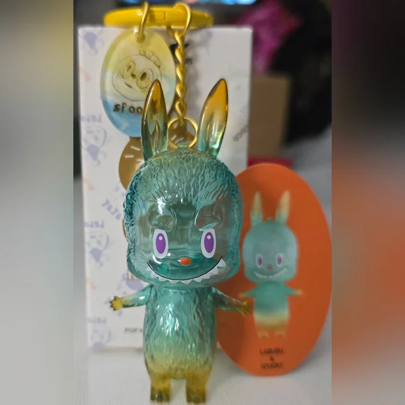 The Monsters 10th Anniversary Series Figures  "Labubu & Spooky" - Picture 8 of 15